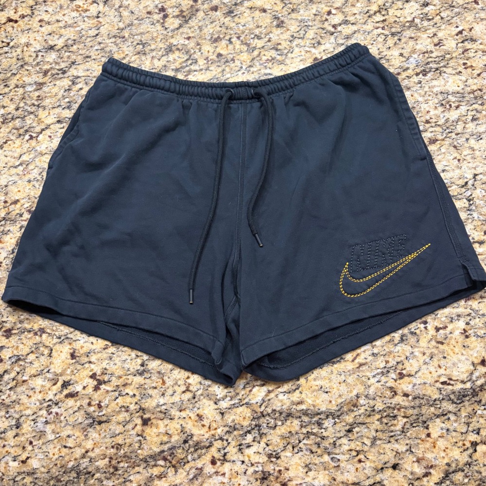 Nike Mens XL Black Athletic Shorts Yellow Stitched Swoosh Logo Drawstring ws